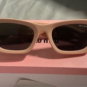 Miu miu pink sunglasses 🕶️
